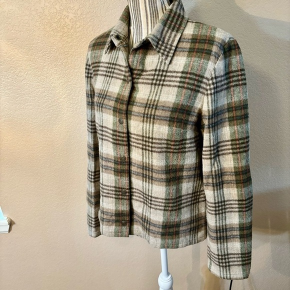 Vintage Evan Picone Top Sz 6 Wool Blend Snap-Up Plaid Tan Brown Long Sleeves - Picture 7 of 14